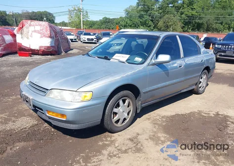 1995 Honda Accord Ex from USA, damaged, VIN 1HGCD5650SA138542